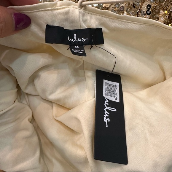 NWT Lulu’s Gold Sequin Mini Dress size M - Picture 3 of 5